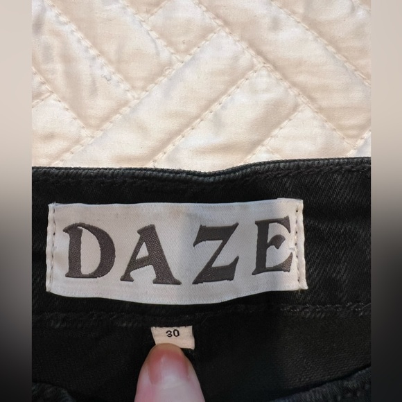 DAZE Tough Love straight leg jeans - Picture 4 of 5